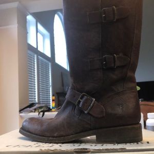 Frye, NIB, 7.5 Jayden Moto Cuff, dark brown